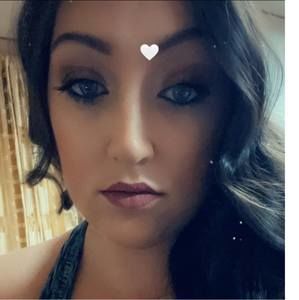 Meet your Posher, Ellie